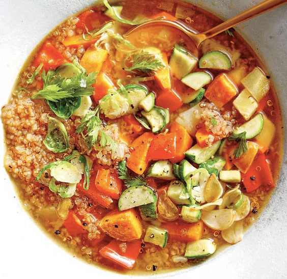 vegetarische quinoa soep